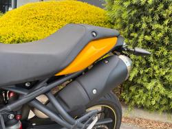 Triumph 2016 TRIUMPH 1050CC SPEED TRIPLE Yellow