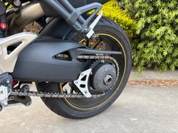 Triumph 2016 TRIUMPH 1050CC SPEED TRIPLE Yellow