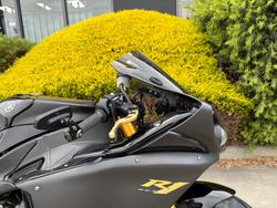 2009 Yamaha YZF-R1 Black