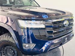 2022 Toyota Landcruiser Sahara FJA300R 4X4 Dual Range Saturn Blue