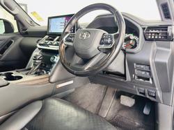 2022 Toyota Landcruiser Sahara FJA300R 4X4 Dual Range Saturn Blue