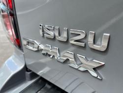 2025 Isuzu D-MAX X-TERRAIN