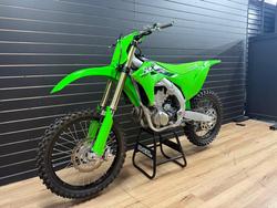 2025 Kawasaki KX450 Green