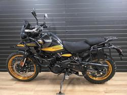 2025 Royal Enfield HIMALAYAN 450 Gold