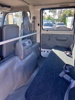 2025 Hino 300 Series 616 Crew White