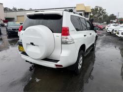 2011 TOYOTA LANDCRUISER PRADO GX (4x4)