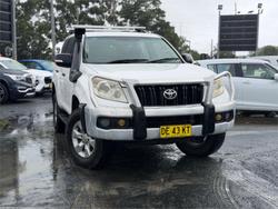 2011 TOYOTA LANDCRUISER PRADO GX (4x4)