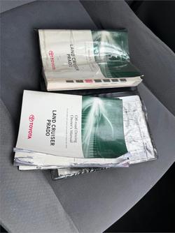 2011 TOYOTA LANDCRUISER PRADO GX (4x4)