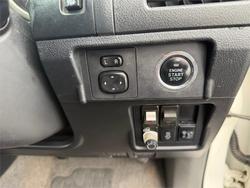 2011 TOYOTA LANDCRUISER PRADO GX (4x4)