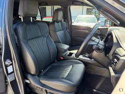 2025 Isuzu MU-X LS-T