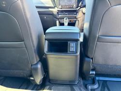 2025 Isuzu MU-X LS-T