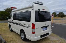 2015 Toyota Hiace