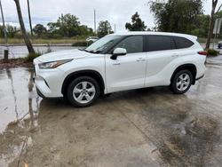 2022 TOYOTA KLUGER GX HYBRID AWD AXUH78R White