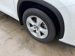 2022 TOYOTA KLUGER GX HYBRID AWD AXUH78R White