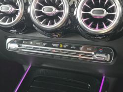 2021 Mercedes-Benz GLB-Class GLB200