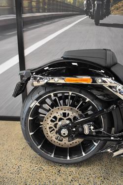 2025 HARLEY-DAVIDSON FXBR BREAKOUT (117)