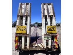 2005 Drake 4 X 8 Swingwing Low Loader