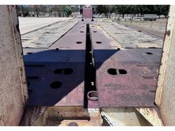 2005 Drake 4 X 8 Swingwing Low Loader