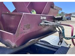 2005 Drake 4 X 8 Swingwing Low Loader
