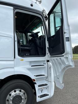 2024 Mercedes-Benz Actros 2663 White
