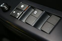 2025 Toyota Hilux SR