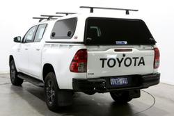 2025 Toyota Hilux SR