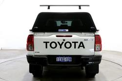 2025 Toyota Hilux SR