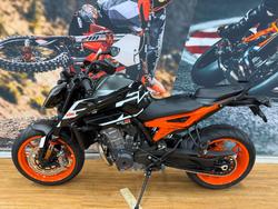 2023 Ktm DUKE GP Black