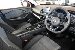 2024 Nissan X-TRAIL ST