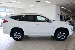 2024 Mitsubishi Pajero Sport GLS