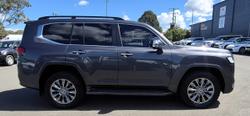 2022 Toyota Landcruiser