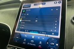 2023 Mercedes-Benz GLC-Class GLC300