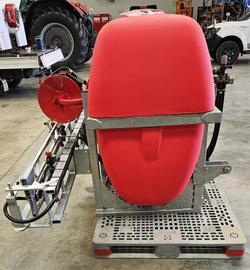 0 Silvan Slimline 800L + 8M Boom Red