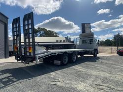 2015 Fuso Fighter 2427 White