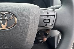 2024 Toyota C-HR GXL ZYX20R Glacier White