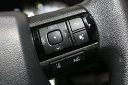 2024 Toyota Hilux SR