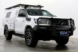 2024 Toyota Hilux SR