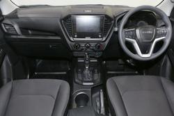 2025 Isuzu D-MAX SX