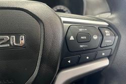 2025 Isuzu D-MAX SX