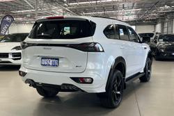 2025 Isuzu MU-X X-TERRAIN