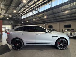 2021 Jaguar F-PACE P400 R-Dynamic SE