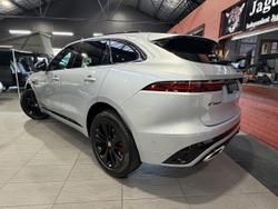 2021 Jaguar F-PACE P400 R-Dynamic SE