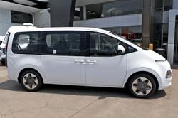 2026 Hyundai STARIA