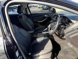 2016 FORD FOCUS TITANIUM LZ Black