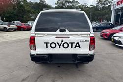 2025 Toyota Hilux SR GUN126R 4X4 Dual Range Glacier White