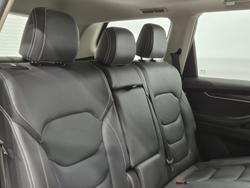 2021 LDV D90 Executive SV9A Grey