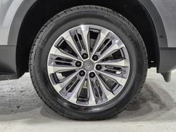 2021 LDV D90 Executive SV9A Grey