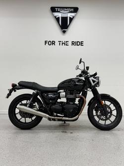 Triumph Street Twin