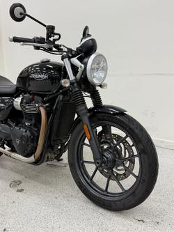2017 Triumph STREET TWIN Black