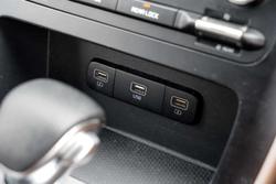 2021 Kia Carnival S